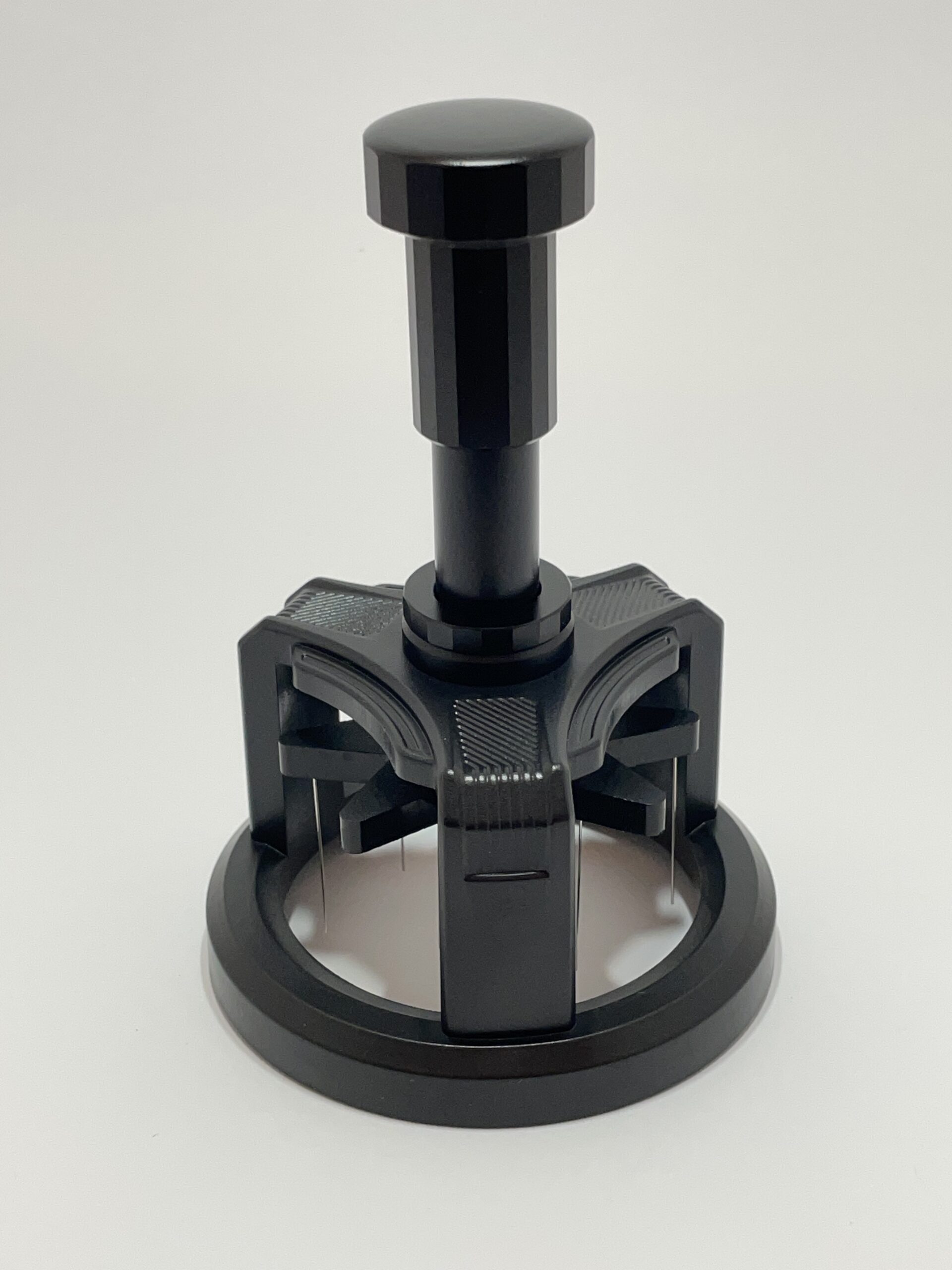 WDT Tool Rotary Spinner auf 58mm Siebträger zur Kaffeeverteilung